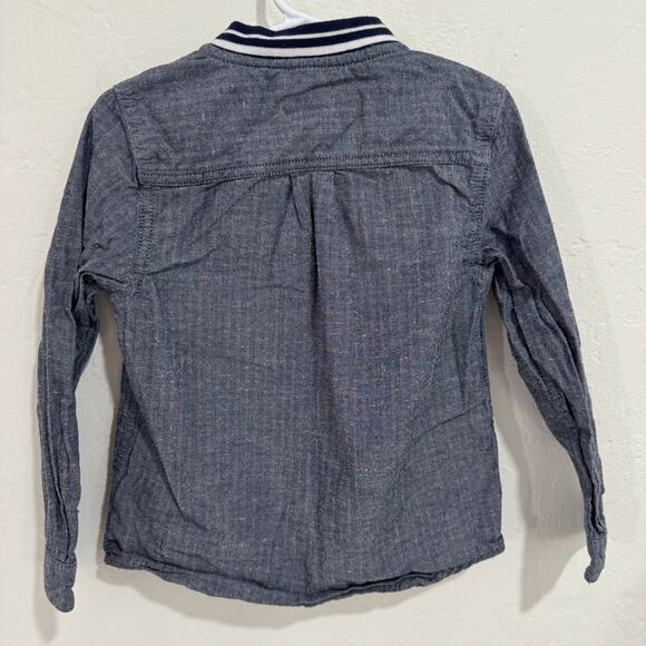 Cat & Jack Blue Chambray Button Down Shirt Size 5T - Picture 3 of 3